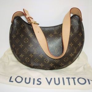 Authentic LOUIS VUITTON Croissant MM with Dust Bag
